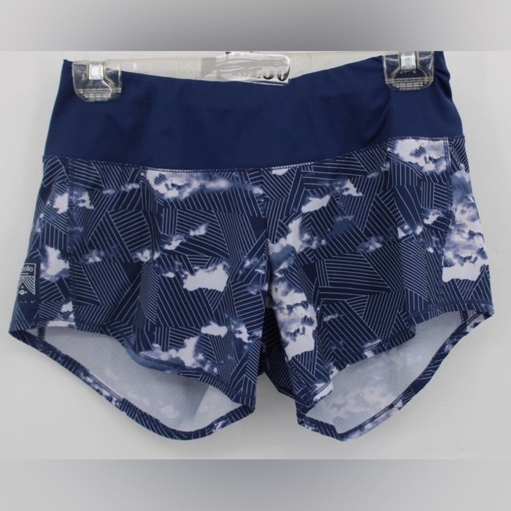 Oiselle Roga 4” short